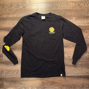 Simply Southern Sunflower “Be Kind” Long Sleeve Shirt Size Medium Black/Yellow